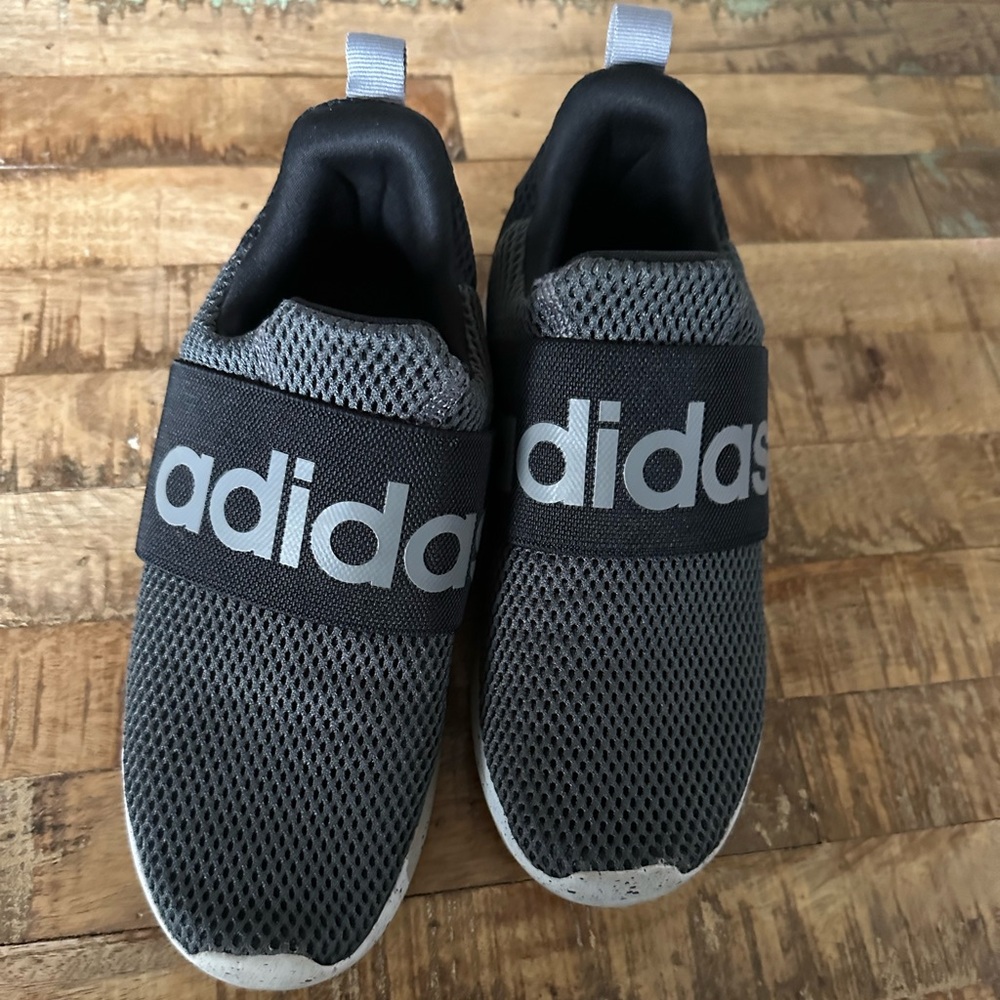 Boys adidas slip on shoes